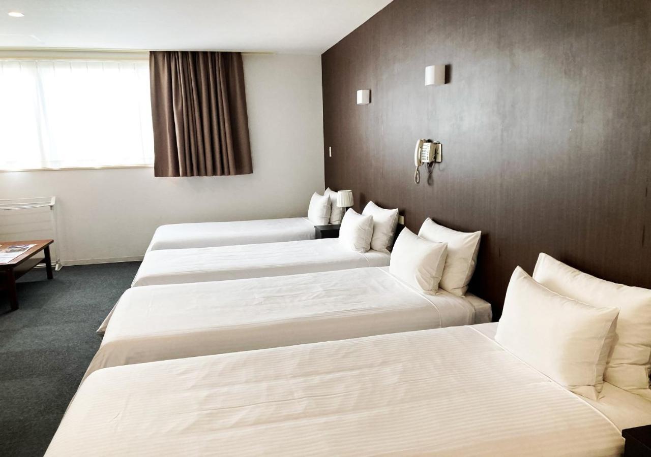 Okinawa Hotel Precia Naha Quarto foto