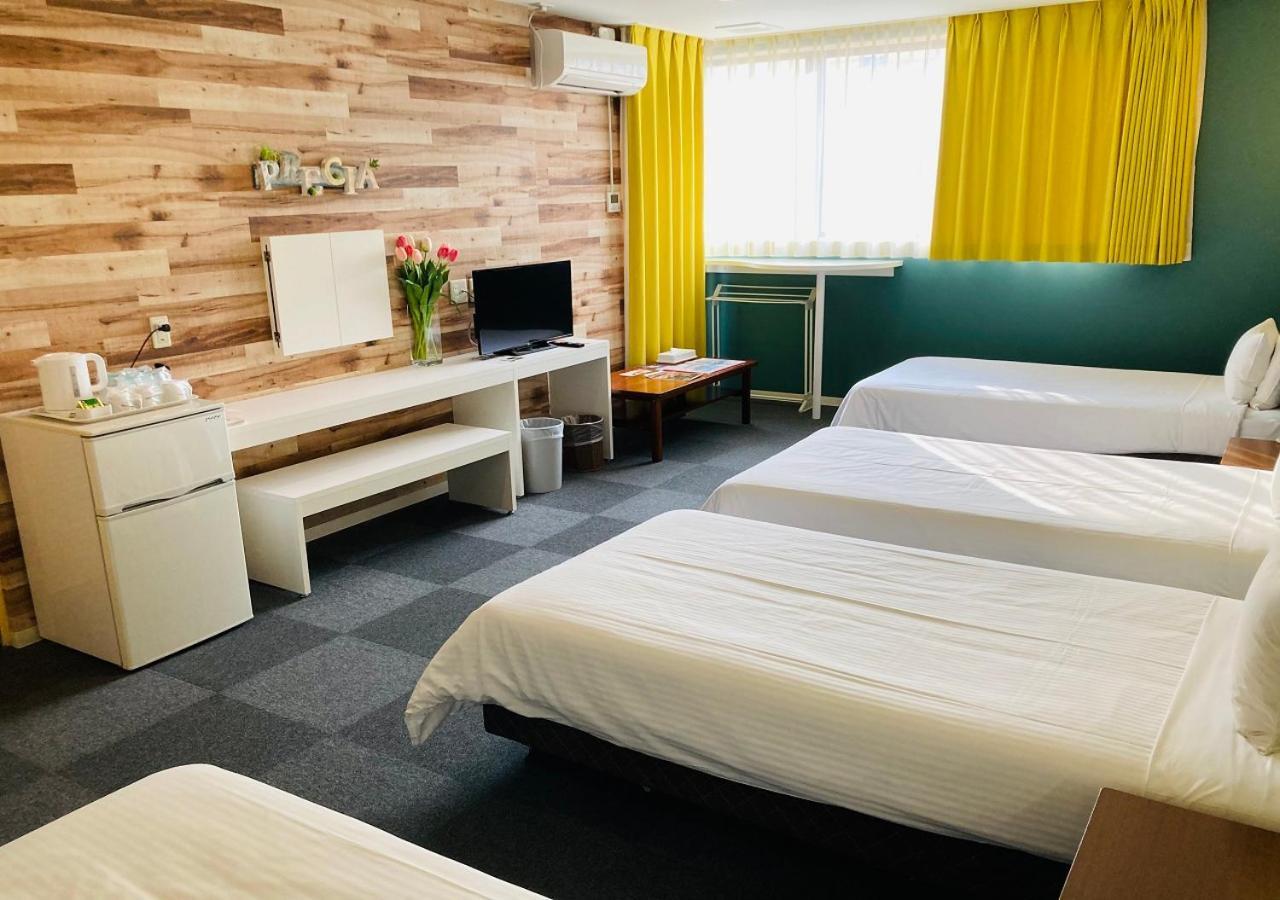 Okinawa Hotel Precia Naha Quarto foto